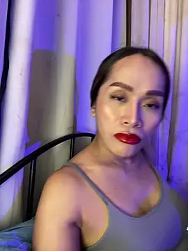 RomanticPearlTS webcam