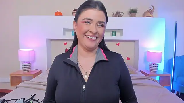 AnikaRomanoff_ webcam