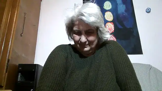 ExquisiteMature webcam