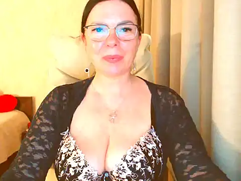 Monica-1203 webcam
