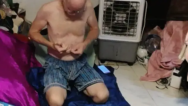 1CuteAndSexy69 webcam