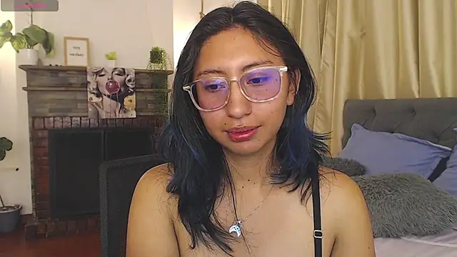 violet_2003 - Violet_2003's free webcam - UK Sex Cams