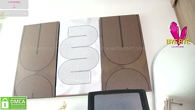 aidaadams (Ask my age) - 😍😈CAN’T RESIST 😍😈