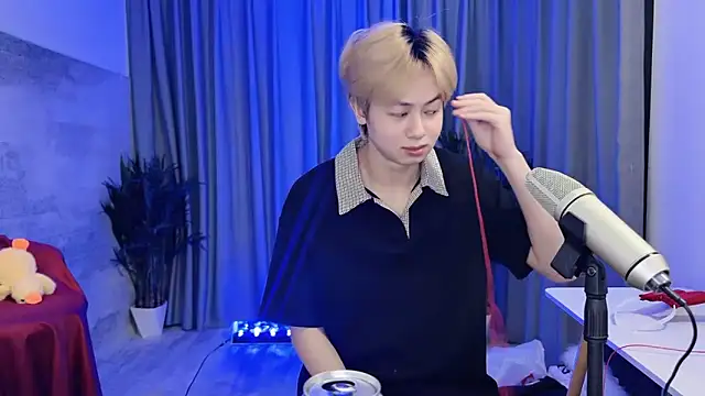 hafabva (M twink) - 性感小舞蹈Sexy little dance