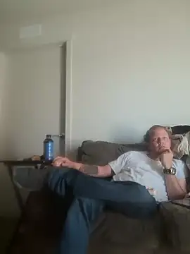 yourMasterisBored webcam