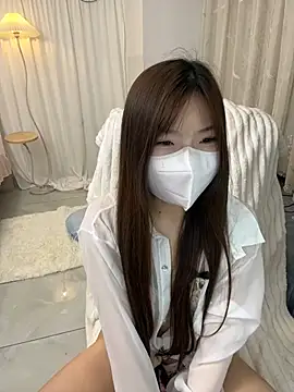 美女_xiaoxinxin_在线直播