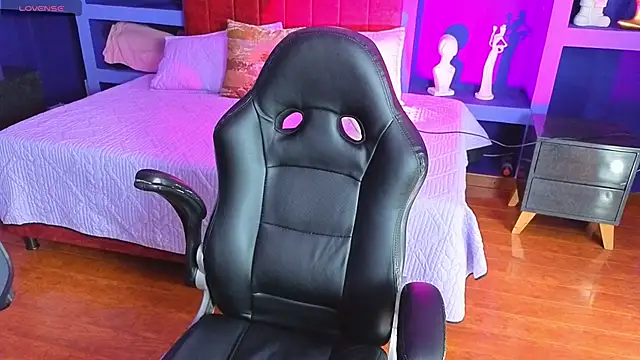 _sharlotte777 webcam