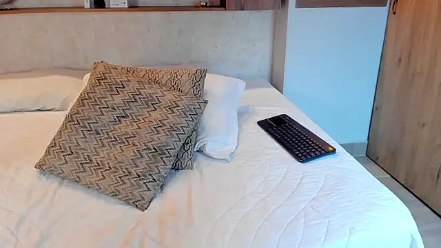 Emilly_Beaumont webcam