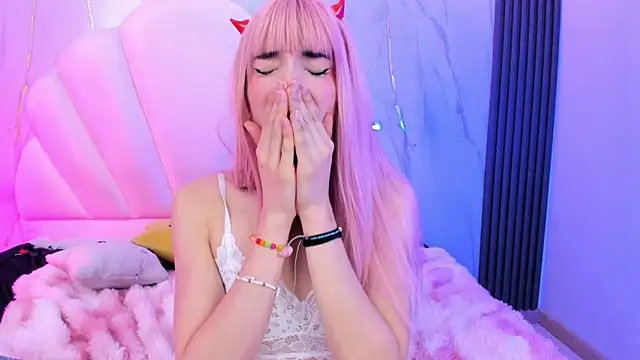 AliiceWonderland_ webcam