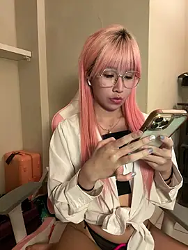 美女jiajia_0902在线直播