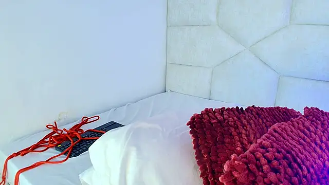 elizawiliamst webcam