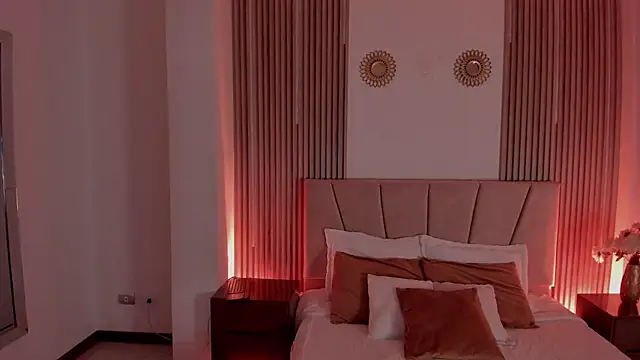 Victoria_Beaumont webcam