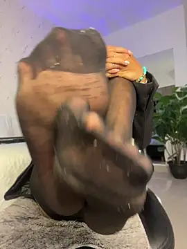 miss_tatiana_'s live cam