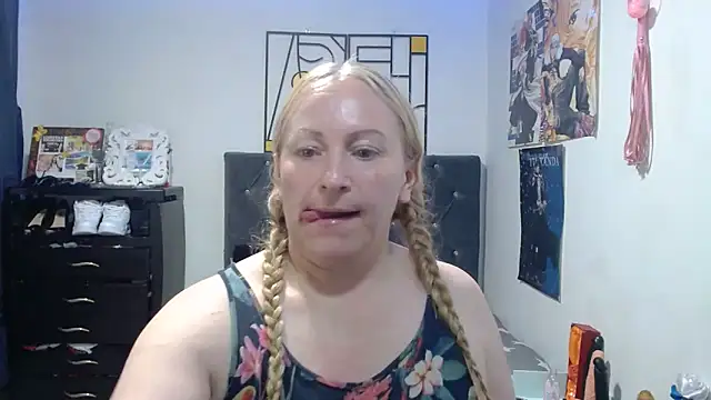 emperabigbootybigass webcam