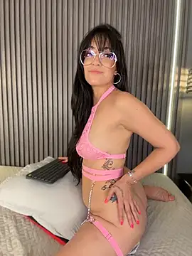 Aura_Baker webcam