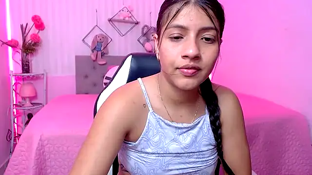 zara_cute webcam