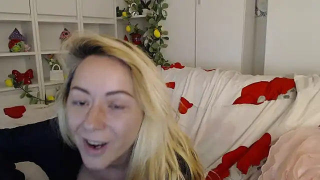 _karolynesyera_ webcam