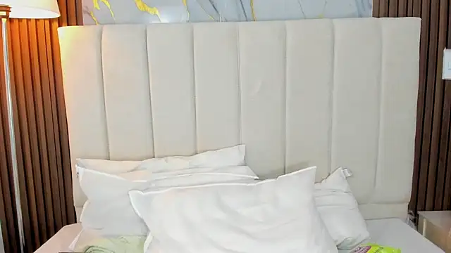 Victoria_Guzman webcam