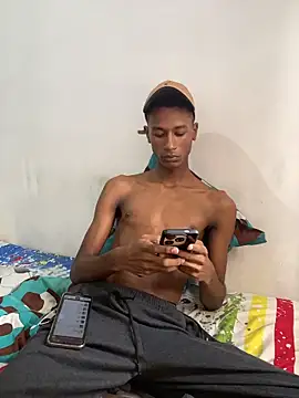 julexsw (M young) - play with your big cock close up🍌