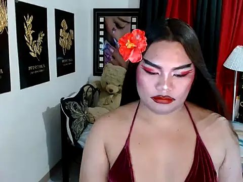 TSbrianaHugeCock webcam