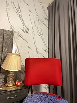 Webcam Model (emilyrojas) is live