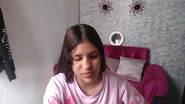 evagirl69 - Evagirl69's free webcam - UK Sex Cams