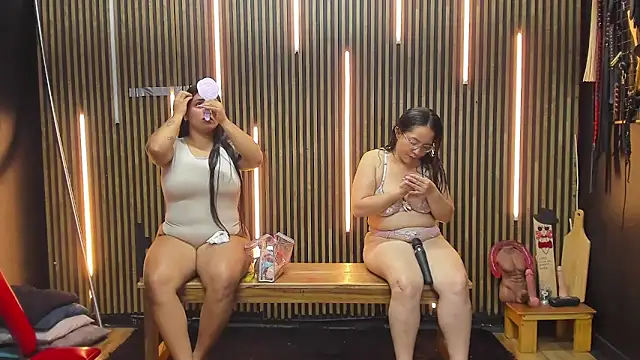 VantablackBDSMShow_ webcam