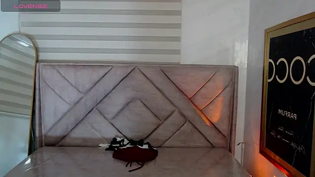 Afrodita_Wild_v webcam