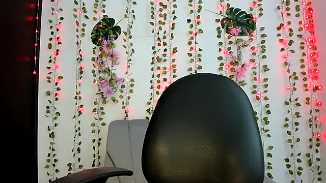 yoursweetsin16 webcam