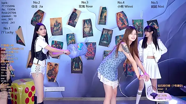 CM---001 Live Webcam on Stripchat