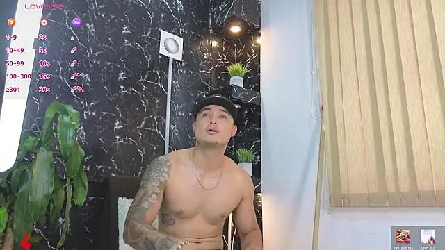 Alexander_ferre webcam