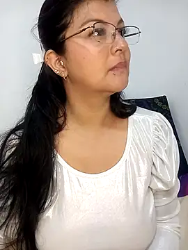 Webcam Model (CelesteAlvarez1989)  is live.Free join now!