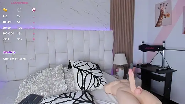 isabella_whiithe webcam