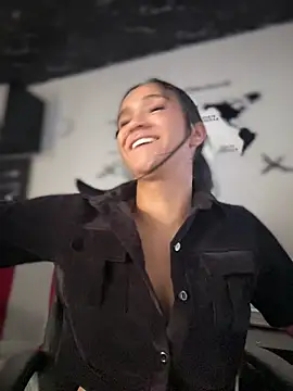 Isabella-Teen webcam