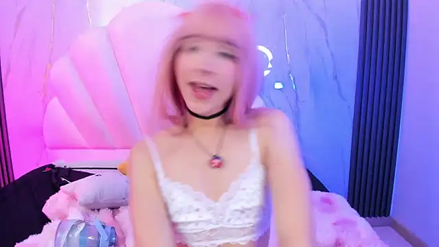 AliiceWonderland_ webcam