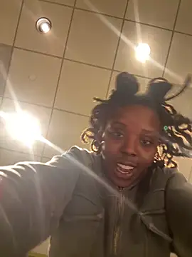 thechocolatepeach webcam