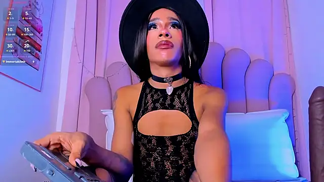 NicoleMadrird webcam