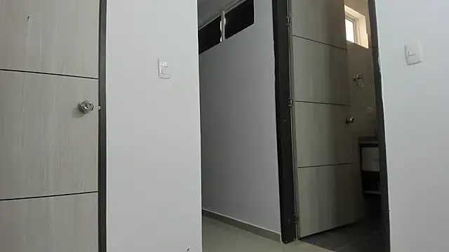 briana_wonder69xxx webcam