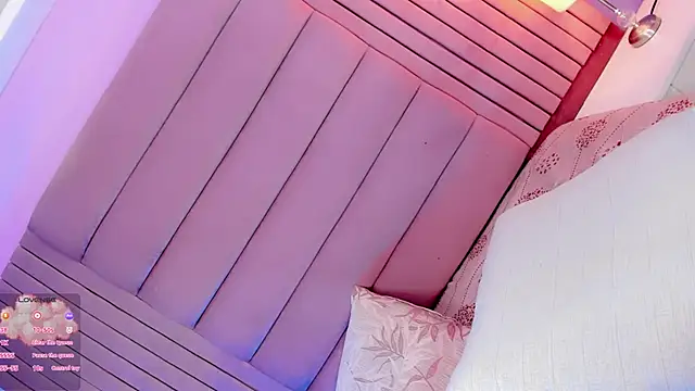 Camille_deluxe webcam