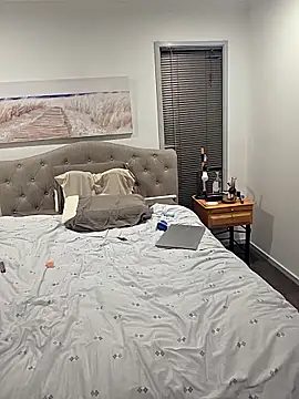 Handsolo_porn webcam