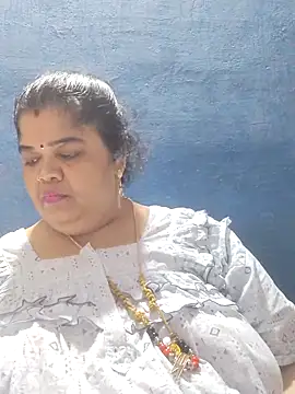 tamilthanushri webcam