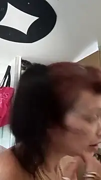 whitetrashdirtyslut webcam