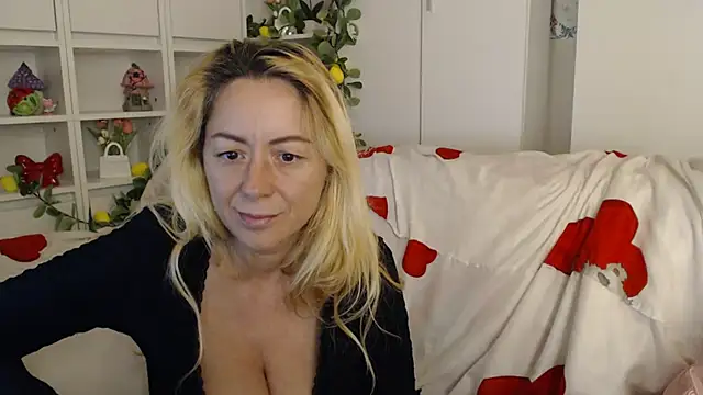 _karolynesyera_ webcam