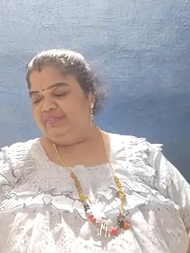 tamilthanushri webcam