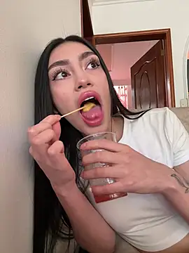 Webcam Model (Bonny_Eva)  is live.Free join now!