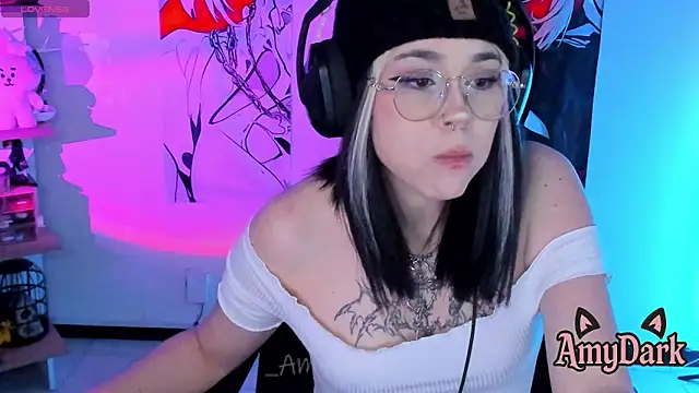 _AmyDark webcam