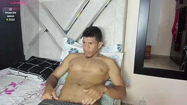 antonio_aguilarx - Antonio_aguilarx's free webcam - UK Sex Cams