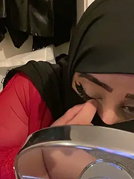 Pari_Persianbaddie6 webcam