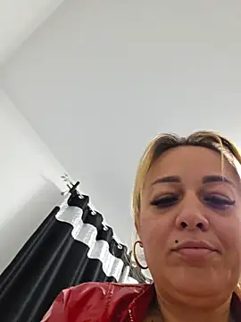 RuxyHuge42ETT webcam