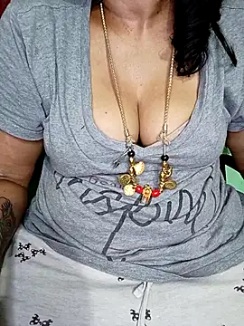 Webcam Model (negatamil)  is live.Free join now!